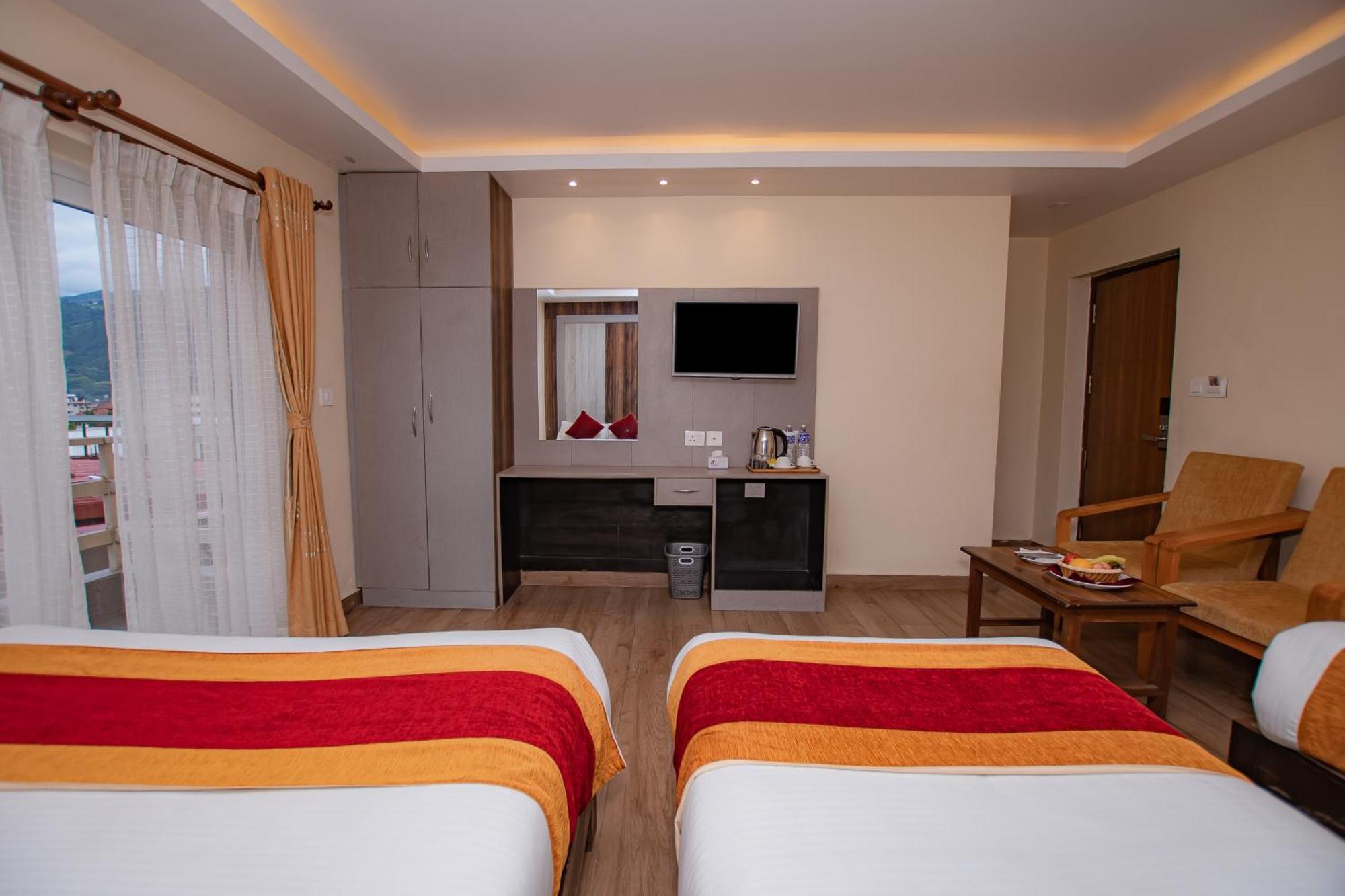 Hotel Murano Покхара Екстер'єр фото